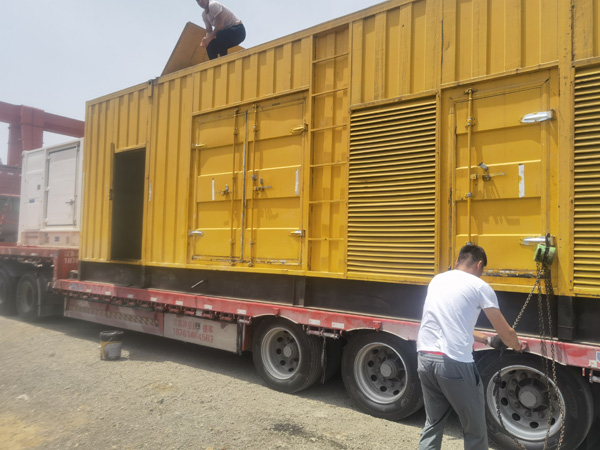 集安除了负载情况和发动机维护，还有哪些因素会影响 200kw 柴油发电机的油耗？
