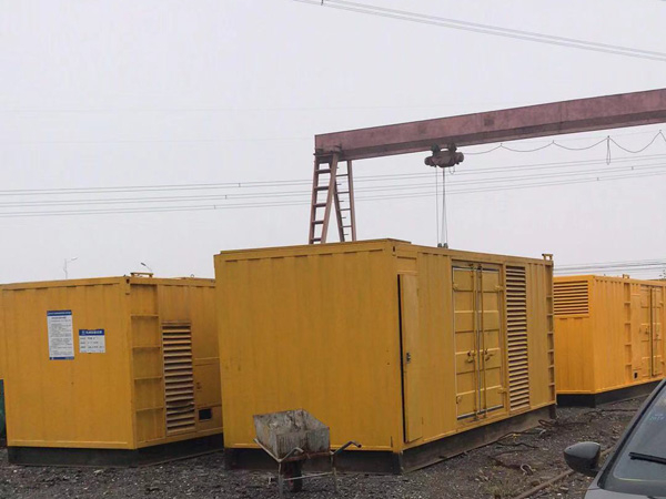 集安100kw柴油发电机组每小时油耗？